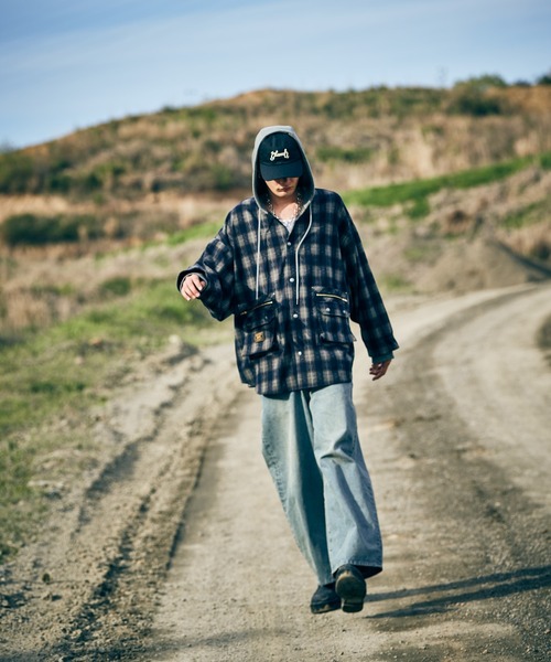 glamb(グラム)の「4XL Hoodie Shirt / 4XLフーディーシャツ(シャツ/ブラウス・メンズ・ブラウン/ネイビー・FREE)」の11枚目の写真