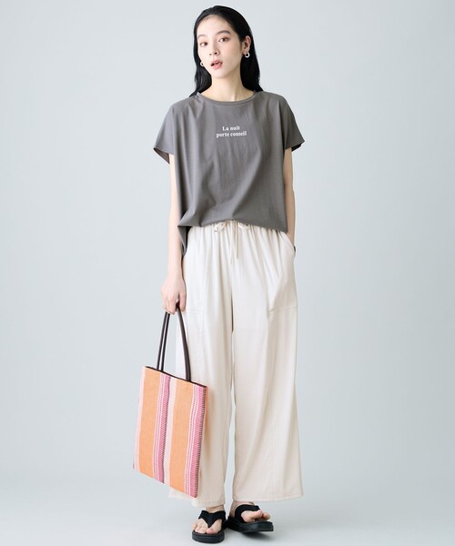 ANY(エニィ)の「ANYファンクションワイドフレンチスリーブTシャツ(Tシャツ/カットソー・レディース・グレー系/ホワイト系/ホワイト系2/ベージュ系2・F)」の18枚目の写真