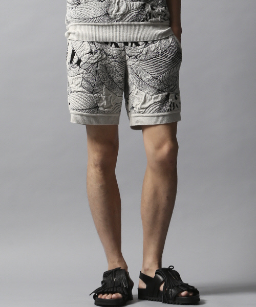 5351 POUR LES HOMMES（ゴーサンゴーイチプールオム）の「ボタニカルジャングルジャガードパンツ（その他パンツ・メンズ・ホワイト/ホワイト×ブラック/ブラック・3/1/2）」の3枚目の写真