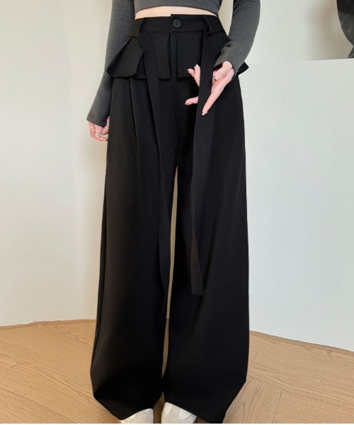 &soiree(アンドソワレ)の「ウエストプリーツベルト付きワイドパンツ(その他パンツ・レディース・ベージュ/ホワイト/ブラック・SMALL/MEDIUM/LARGE/X-LARGE)」の2枚目の写真