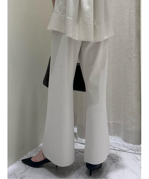 ESTNATION（エストネーション）の「ESTNATION / サーブル セミフレアニットパンツ（その他パンツ・レディース・ライトホワイト/ネイビー/ブラック系その他・36/34/38）」の6枚目の写真