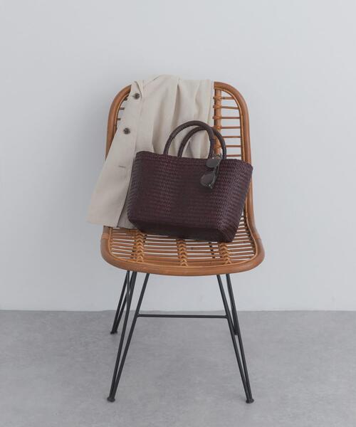 URBAN RESEARCH DOORS（アーバンリサーチドアーズ）の「カラーシーグラストートバッグ（トートバッグ・レディース・ブルー/ブラウン・-）」の10枚目の写真