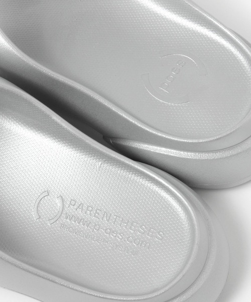 BAYFLOW(ベイフロー)の「【Paes(ぺイズ)】New Flipflop Metal (MEN)(サンダル・メンズ・ライトグレー・MEDIUM/LARGE)」の9枚目の写真