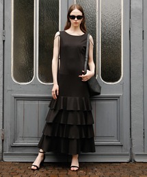 MIELI INVARIANT（ミエリインヴァリアント）の「Wave Tiered Cut Dress（ワンピース）」