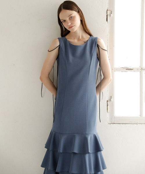 MIELI INVARIANT(ミエリインヴァリアント)の「Wave Tiered Cut Dress(ワンピース・レディース・ブラック/ネイビー/ブラック×ホワイト/ピンクベージュ・FREE)」の22枚目の写真