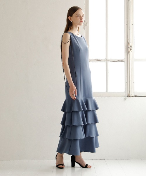 MIELI INVARIANT(ミエリインヴァリアント)の「Wave Tiered Cut Dress(ワンピース・レディース・ブラック/ネイビー/ブラック×ホワイト/ピンクベージュ・FREE)」の19枚目の写真