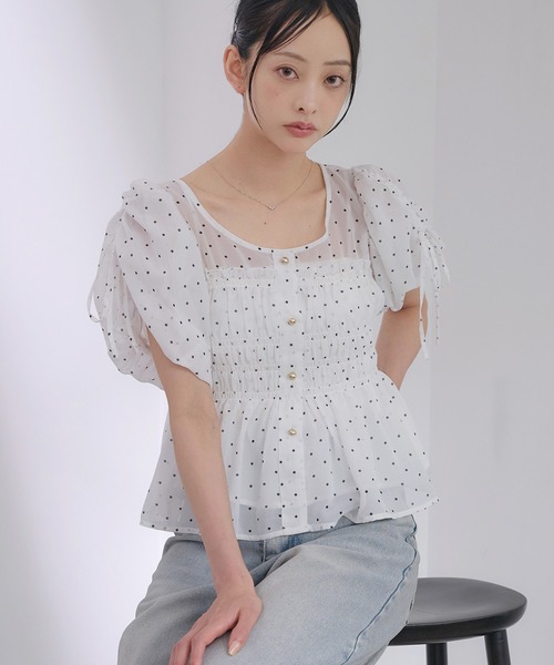 SOELA(ソエラ)の「【INGNI SOELA】ドットギャザーブラウス/WEB限定(シャツ/ブラウス・レディース・ブラック×ホワイト/ホワイト×ブラック・FREE)」の1枚目の写真