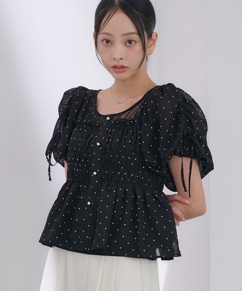 SOELA(ソエラ)の「【INGNI SOELA】ドットギャザーブラウス/WEB限定(シャツ/ブラウス・レディース・ブラック×ホワイト/ホワイト×ブラック・FREE)」の2枚目の写真