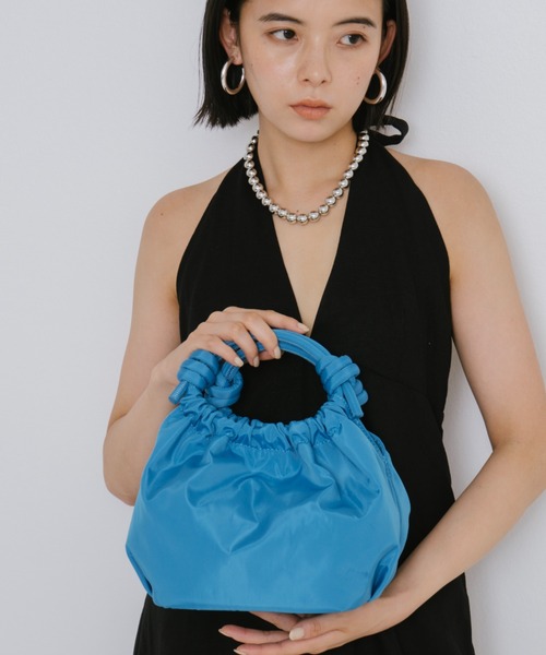 AIDELL(エイデル)の「ナイロン調2wayハンドバッグ/350mlペットボトル収納可能(ショルダーバッグ・レディース・ブラック/ブルー/アイボリー/カーキ・FREE)」の1枚目の写真