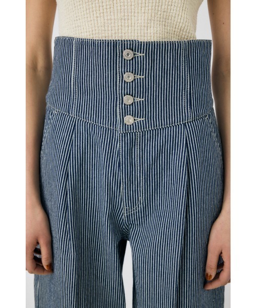MOUSSY(マウジー)の「【再入荷】CORSET DESIGN BAGGY(デニムパンツ・レディース・ブルー/ブルー系その他/ワンウォッシュ・1/0/2)」の17枚目の写真