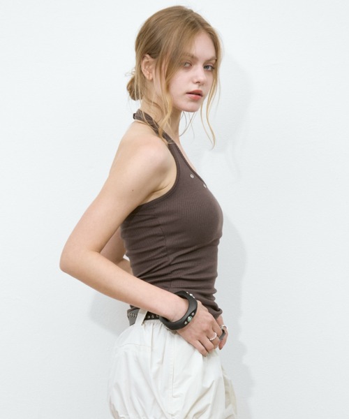 Rohwel(ローウェル)の「Eyelet Halter Tank Tops / アイレットホルタータンクトップス(タンクトップ・レディース・ホワイト/ブラック/ブラウン・FREE)」の9枚目の写真