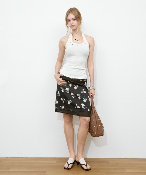 Rohwel(ローウェル)の「Eyelet Halter Tank Tops / アイレットホルタータンクトップス(タンクトップ・レディース・ホワイト/ブラック/ブラウン・FREE)」の12枚目の写真