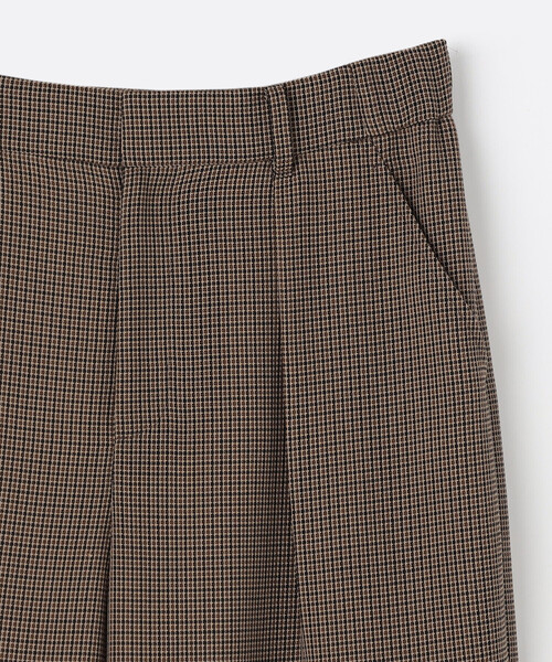 COMME CA(コムサ)の「〔 TALLサイズ 〕 【セットアップ対応】シアーチェックタックパンツ(その他パンツ・レディース・ブラウン/グレー・13号/15号/17号)」の8枚目の写真