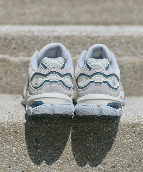ASICS(アシックス)の「GEL-NYC 2.0 1203A895.300(スニーカー・メンズ・グレー・26.5cm/26.0cm/25.5cm/25.0cm/24.5cm/24.0cm/23.5cm/23.0cm/29.0cm/28.5cm/28.0cm/27.5cm/27.0cm/29.5cm)」の6枚目の写真