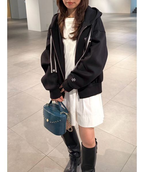 LILY BROWN(リリーブラウン)の「【LILY BROWN×MARY QUANT】バニティショルダーバッグ(ショルダーバッグ・レディース・ターコイズブルー/ブラック/マルチ・F)」の21枚目の写真