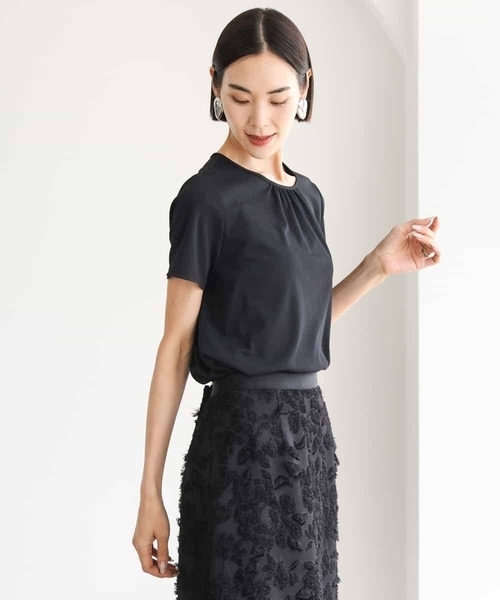 MICHEL KLEIN(ミッシェル・クラン)の「ギャザーネックジョーゼットカットソー(Tシャツ/カットソー・レディース・ホワイト/ブラック/ライラック・38)」の8枚目の写真