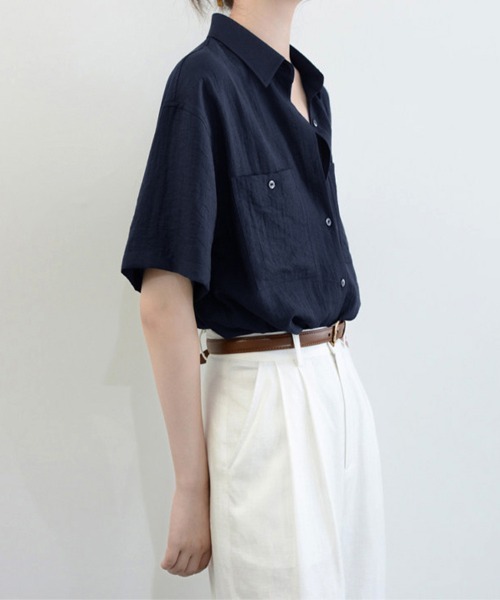 ONEP STAR(ワンピスター)の「ポケット付き半袖ベーシックシャツ(シャツ/ブラウス・レディース・ネイビー・LARGE/MEDIUM/X-LARGE)」の11枚目の写真