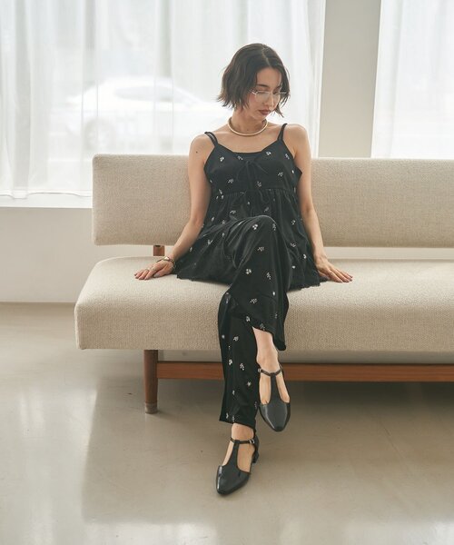 Remind me and forever(リマインドミーアンドフォーエバー)の「【SETUP対応】花刺繍イージーベロアパンツ(その他パンツ・レディース・ブラウン/ブラック・FREE)」の9枚目の写真