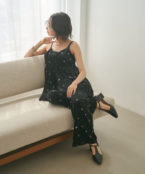 Remind me and forever(リマインドミーアンドフォーエバー)の「【SETUP対応】花刺繍イージーベロアパンツ(その他パンツ・レディース・ブラウン/ブラック・FREE)」の11枚目の写真