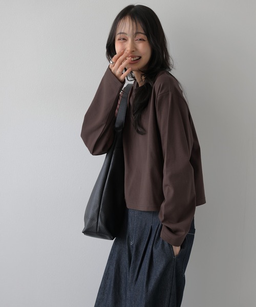 La-gemme（ラジェム）の「ロングスリーブTシャツ/ショート丈/スタイルアップ（Tシャツ/カットソー・レディース・ベージュ/杢グレー/ブラウン/ブラック・フリー）」の19枚目の写真