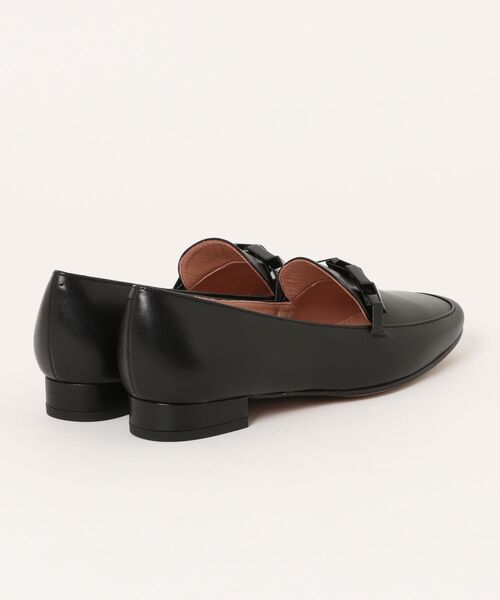 LANVIN en Bleu（ランバンオンブルー）の「チェーンモチーフローファー（ローファー・レディース・ブラック/ブラック系その他・23.0cm/22.5cm/24.5cm/24.0cm/23.5cm）」の3枚目の写真