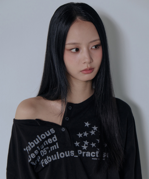 5OML(オーオーエムエル)の「ルーズフィット ヘンリーネック ロングスリーブ(ブラック)(Tシャツ/カットソー・レディース・ブラック・FREE)」の2枚目の写真