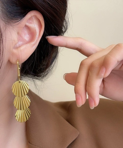 Miniministore(ミニミニストア)の「シェルモチーフピアス大ぶりおしゃれアクセ(ピアス(両耳用)・レディース・シルバー/ゴールド・FREE)」の10枚目の写真