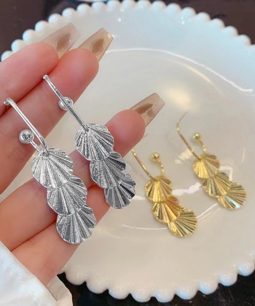 Miniministore(ミニミニストア)の「シェルモチーフピアス大ぶりおしゃれアクセ(ピアス(両耳用)・レディース・シルバー/ゴールド・FREE)」の13枚目の写真