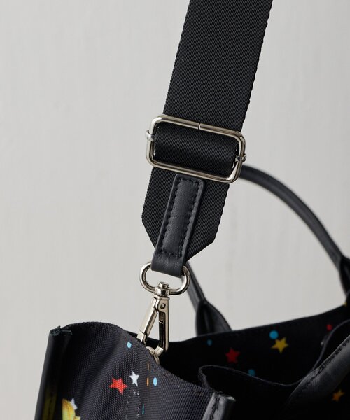 ear PAPILLONNER(イアパピヨネ)の「《A4対応/オリジナルシール付き》sampo×earコラボ/2WAYスクエアトートバッグ(トートバッグ・レディース・ベージュ/ブラック/ネイビー・FREE)」の18枚目の写真