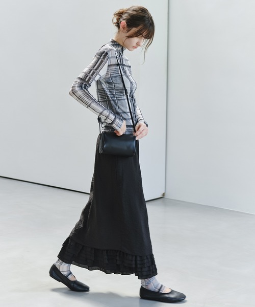 tageechita（タジチタ）の「【tageechita】アートチェックプリント シアーハイネックトップス（Tシャツ/カットソー・レディース・ブラック系/ブラウン系・M/L/S）」の21枚目の写真