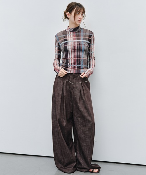 tageechita（タジチタ）の「【tageechita】アートチェックプリント シアーハイネックトップス（Tシャツ/カットソー・レディース・ブラック系/ブラウン系・M/L/S）」の10枚目の写真