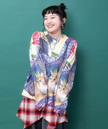 163671：ネコ貴族コラージュ柄 ニットプルオーバー