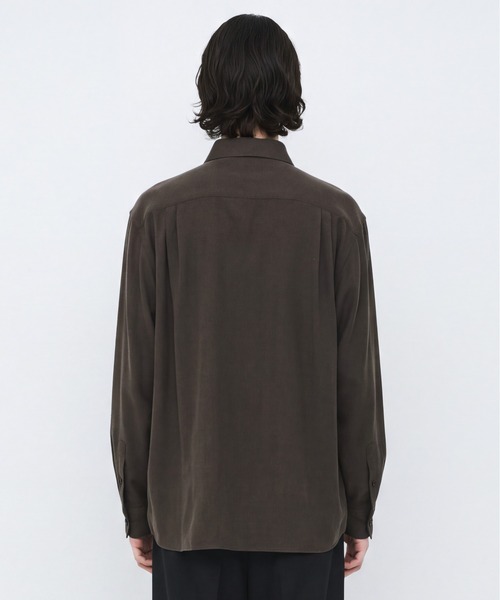 UNITED TOKYO(ユナイテッドトウキョウ)の「SILK NYLON TWILL ダブルタックシャツ(シャツ/ブラウス・メンズ・ブラック/オフホワイト/ブラウン・1/2)」の19枚目の写真