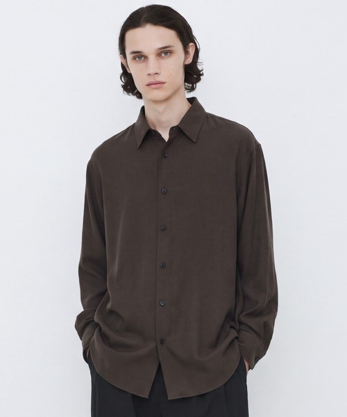 UNITED TOKYO(ユナイテッドトウキョウ)の「SILK NYLON TWILL ダブルタックシャツ(シャツ/ブラウス・メンズ・ブラック/オフホワイト/ブラウン・1/2)」の17枚目の写真