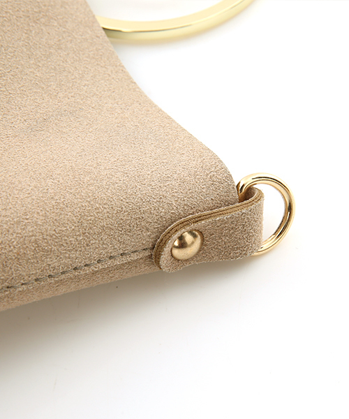 Luz Llena (NEY)（ラズレナニー）の「[2WAY]スエードタッチ・メタルハンドルショルダーバッグ（ショルダーバッグ・レディース・ベージュ/グレー/ブラック・ﾌﾘ-）」の14枚目の写真