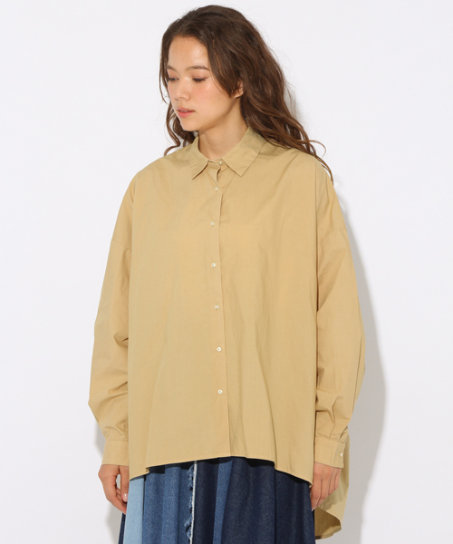 niko and...(ニコアンド)の「染めBIGBIGレギュラーシャツ【niko and ...】(シャツ/ブラウス・レディース・グリーン/ベージュ・FREE)」の1枚目の写真