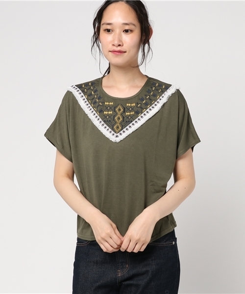 SpRay(スプレイ)の「クロスステッチフリンジTシャツ(Tシャツ/カットソー・レディース・ホワイト/レッド/カーキ/ネイビー・FREE)」の8枚目の写真