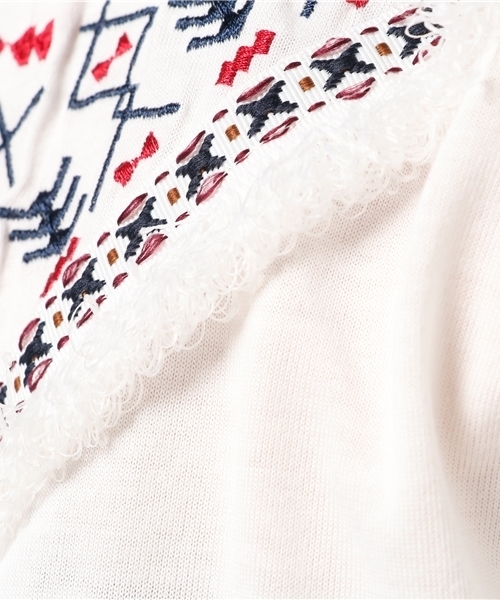 SpRay(スプレイ)の「クロスステッチフリンジTシャツ(Tシャツ/カットソー・レディース・ホワイト/レッド/カーキ/ネイビー・FREE)」の6枚目の写真