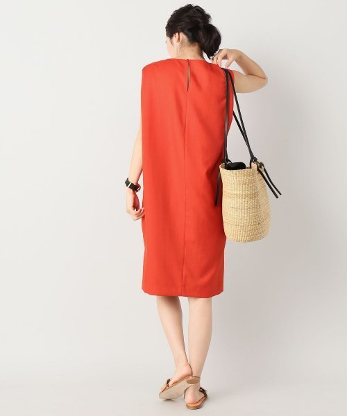 Noble（ノーブル）の「Peブッチャーコクーンフロントベンツワンピース◆（ワンピース・レディース・レッド/ベージュ/ブルー系その他・36/38）」の14枚目の写真