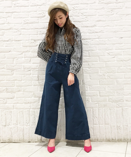 VENCEEXCHANGE（ヴァンスエクスチェンジ）の「カシュクールブラウス                   （シャツ/ブラウス・レディース・ブラック/オフホワイト・MEDIUM）」の6枚目の写真