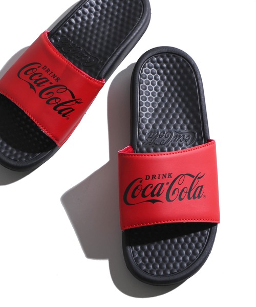 Coca Cola（コカコーラ）の「WEGO/Coca-cola シャワーサンダル（サンダル・レディース・ホワイト系その他/ブラック/ブルー系その他/ブラック系その他/マルチ/レッド系その他/レッド・LARGE/MEDIUM）」の14枚目の写真