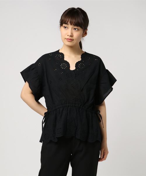 LOWRYS FARM（ローリーズファーム）の「カットワークカシュクールブラウス 793067（シャツ/ブラウス・レディース・ブラック/ブラウン/オフホワイト・LARGE/MEDIUM）」の7枚目の写真