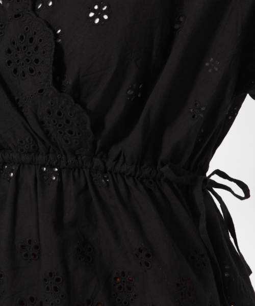 LOWRYS FARM（ローリーズファーム）の「カットワークカシュクールブラウス 793067（シャツ/ブラウス・レディース・ブラック/ブラウン/オフホワイト・LARGE/MEDIUM）」の11枚目の写真