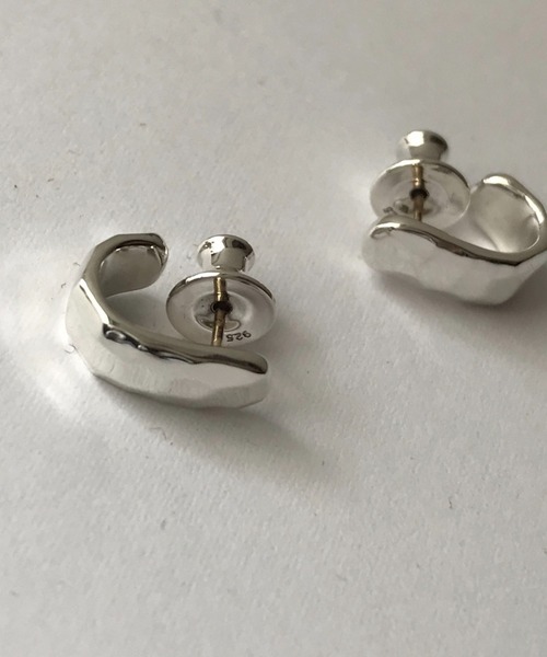 VIVIFY(ビビファイ)の「ピアス/エンフォルド/ハンマー/K18ゴールドポスト(ピアス(片耳用)・メンズ・シルバー×ゴールド・FREE)」の9枚目の写真