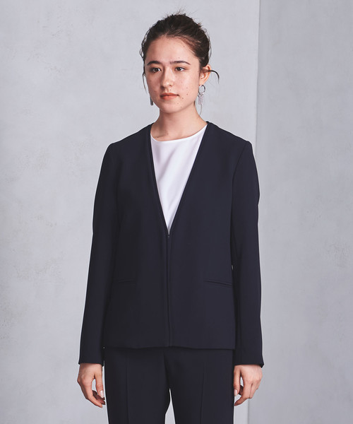 UNITED ARROWS（ユナイテッドアローズ）の「○UBCB TA/P パイピング Vノーカラージャケット 18AW ◆（ノーカラージャケット・レディース・ライトブルー/ネイビー・40/34/38/36）」の13枚目の写真