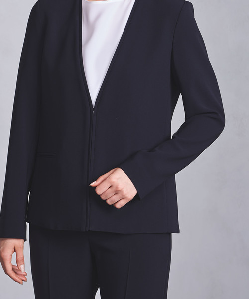 UNITED ARROWS（ユナイテッドアローズ）の「○UBCB TA/P パイピング Vノーカラージャケット 18AW ◆（ノーカラージャケット・レディース・ライトブルー/ネイビー・40/34/38/36）」の7枚目の写真