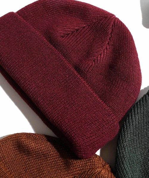 WEGO(ウィゴー)の「WEGO/ショートニットキャップ(ニットキャップ/ビーニー・メンズ・ブラック/パープル/ネイビー/グレー/ブラウン/ダークグリーン/ワイン/サックスブルー/ライトピンク/ライトパープル・FREE)」の1枚目の写真