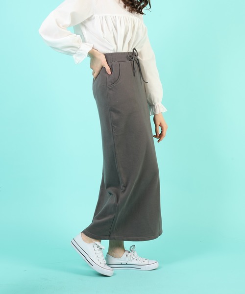 aimoha(アイモハ)の「コットンスウェットマキシスカート (LV)(スカート・レディース・ブラック/ダークグレー/ネイビー/ブルー/グレー/グレイッシュベージュ/ライトグリーン/ピンク/オフホワイト/ベージュ/ダークグリーン/チョコ・S/M/L/XL)」の5枚目の写真