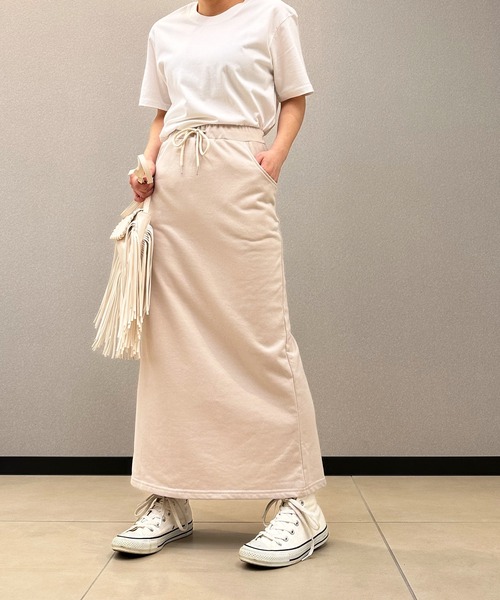 aimoha(アイモハ)の「コットンスウェットマキシスカート (LV)(スカート・レディース・ブラック/ダークグレー/ネイビー/ブルー/グレー/グレイッシュベージュ/ライトグリーン/ピンク/オフホワイト/ベージュ/ダークグリーン/チョコ・S/M/L/XL)」の8枚目の写真