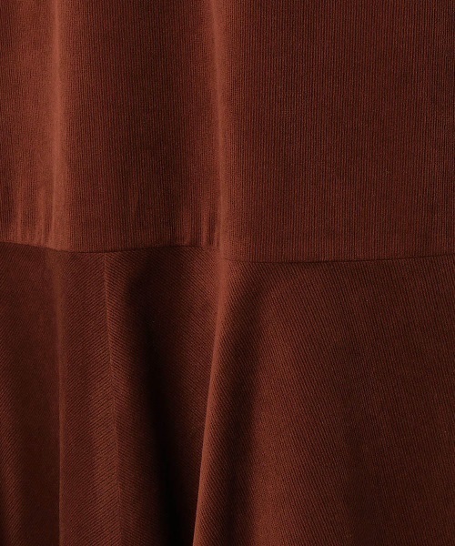 COMME CA ISM(コムサイズム)の「コーデュロイ マーメイドスカート(スカート・レディース・キャメル/グリーン/レンガ・LARGE/MEDIUM/SMALL/X-LARGE)」の5枚目の写真